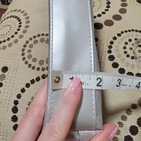 Purlisse  Silver Cosmetic Makeup Bag - Picture 13 of 14